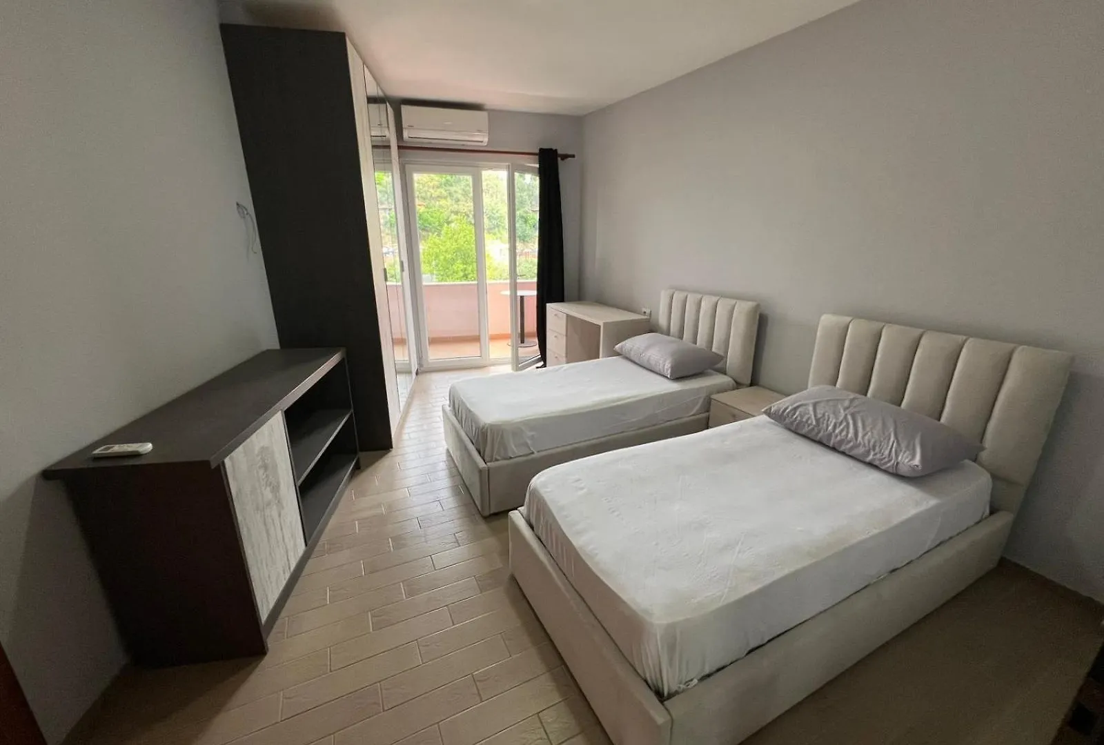 Studio Aprtment Urbannest Tirana Apartment
